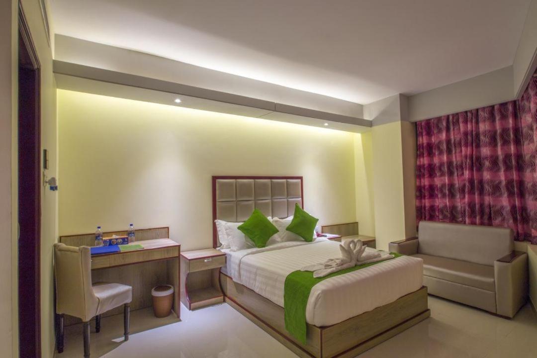 Hotel Mira Garden 巴纳内拉斯 外观 照片