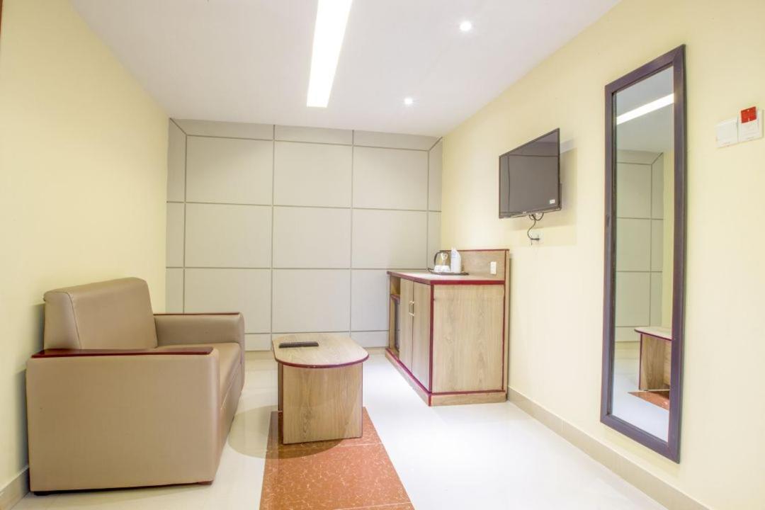Hotel Mira Garden 巴纳内拉斯 外观 照片